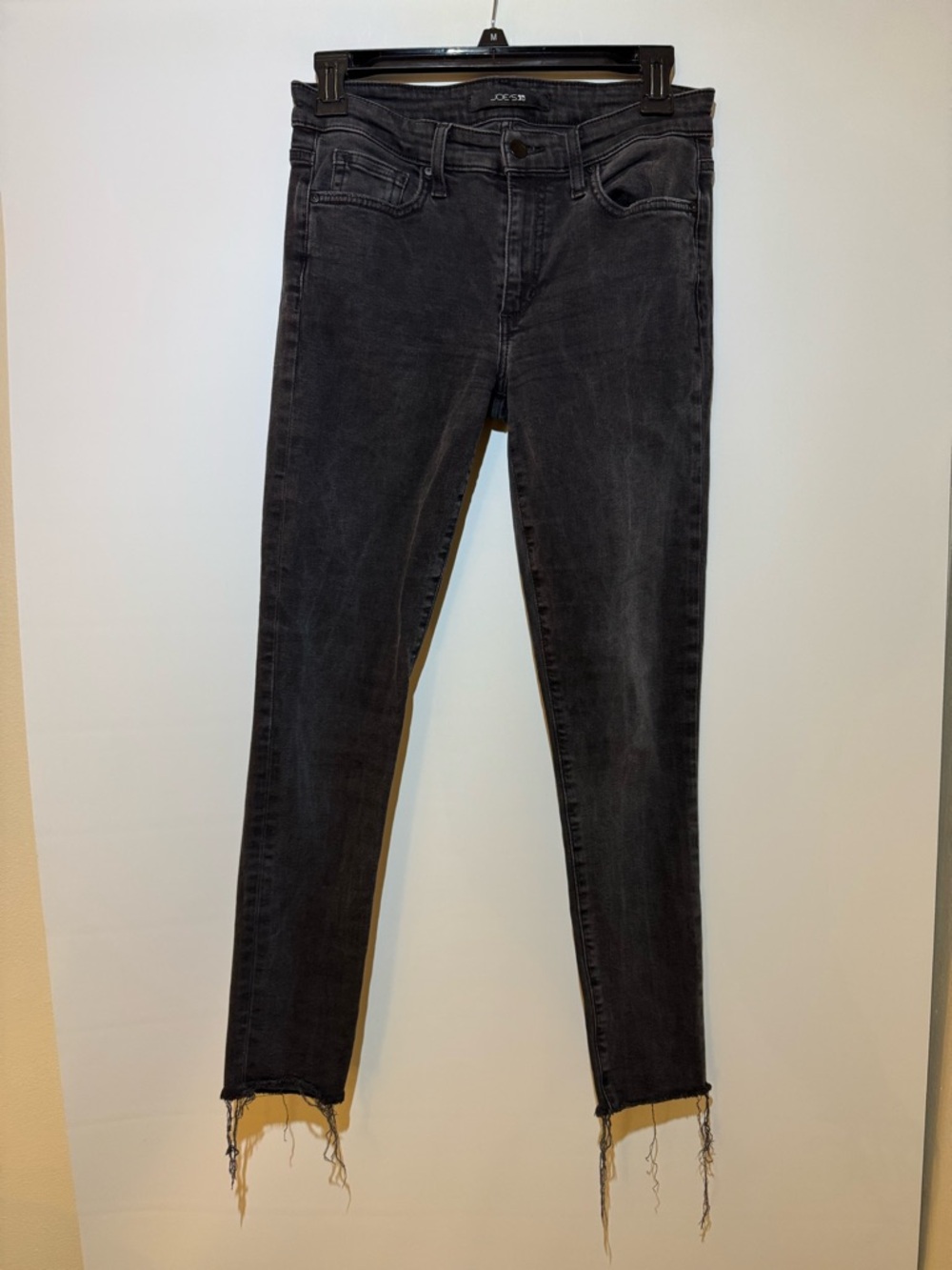 Joe’s Jeans Grey Skinny Jeans — Mid Rise — Size 28